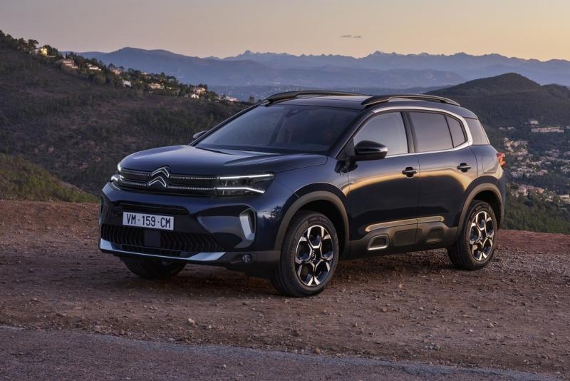 Тест-драйв рестайлового Citroen C5 Aircross: Останній шанс купити повнорозмірний дизель із автоматом